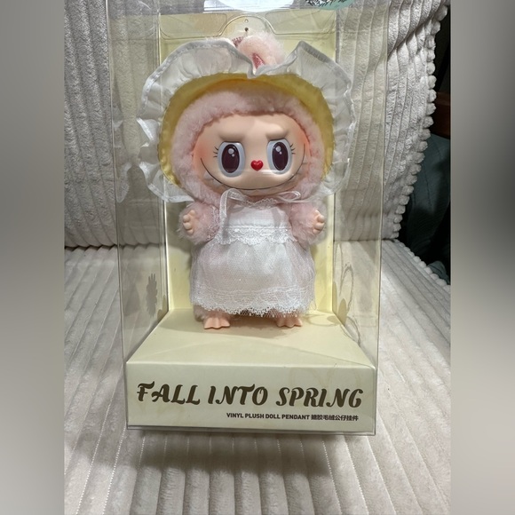 POP MART Accessories - Fall Into Spring Mokoko Plush Doll - Vinyl Stuffed Animal